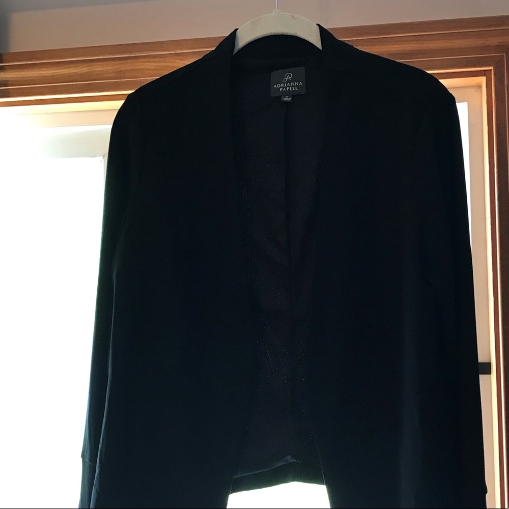 Women’s navy blue blazer